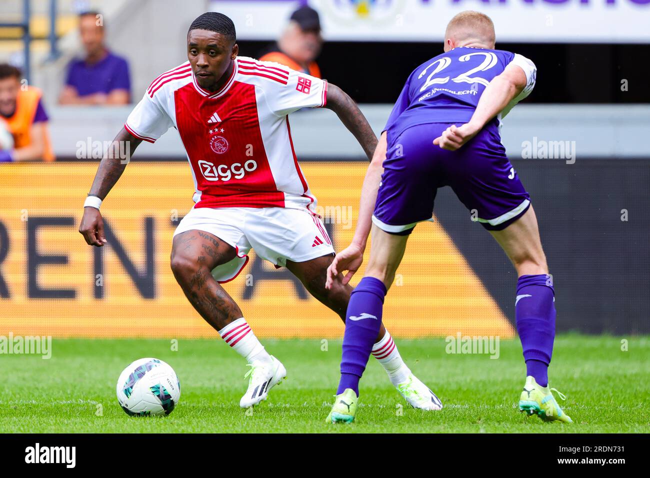 22-07-2023: Sport: Anderlecht v Ajax ANDERLECHT, BELGIUM - JULY 22: Steven  Bergwijn (AFC AJAX) and Louis Patris (RSC Anderlecht) during the match Tes  Stock Photo - Alamy