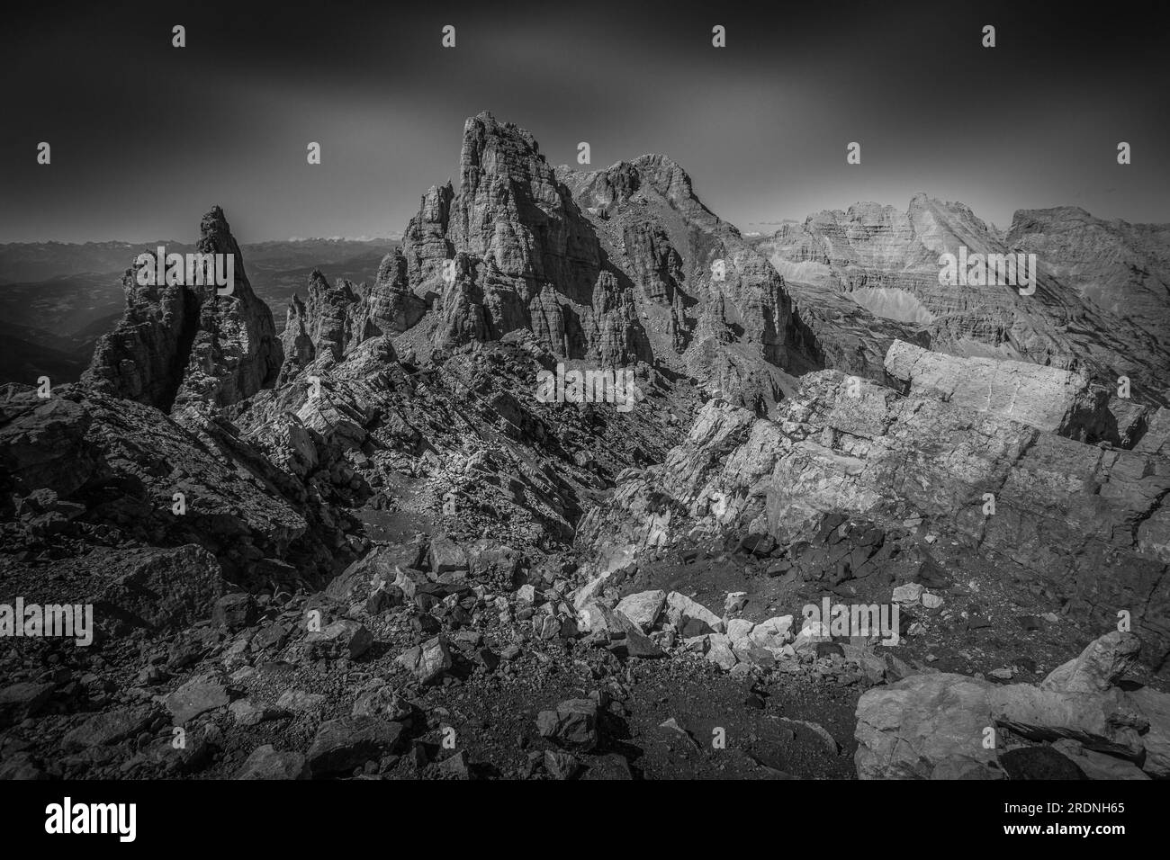 Black and white dolomite scene with giant pinnacles and rocky ridges