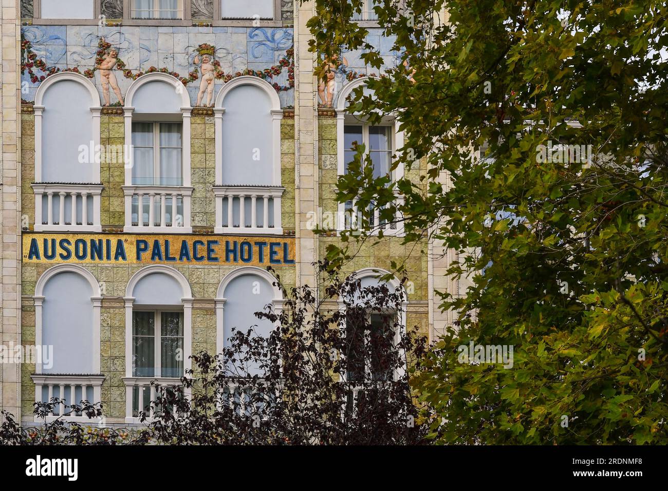 Exterior and sign of the Grand Hotel Ausonia & Hungaria, historic 5 star hotel in Art Nouveau style, Venice Lido, Venice, Veneto, Italy Stock Photo