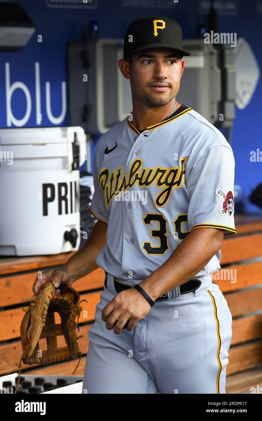 LOS ANGELES, CA - JULY 05: Pittsburgh Pirates second baseman Nick Gonzales  (39) looks on in the dugout before the MLB game between the Pittsburgh  Pirates and the Los Angeles Dodgers on