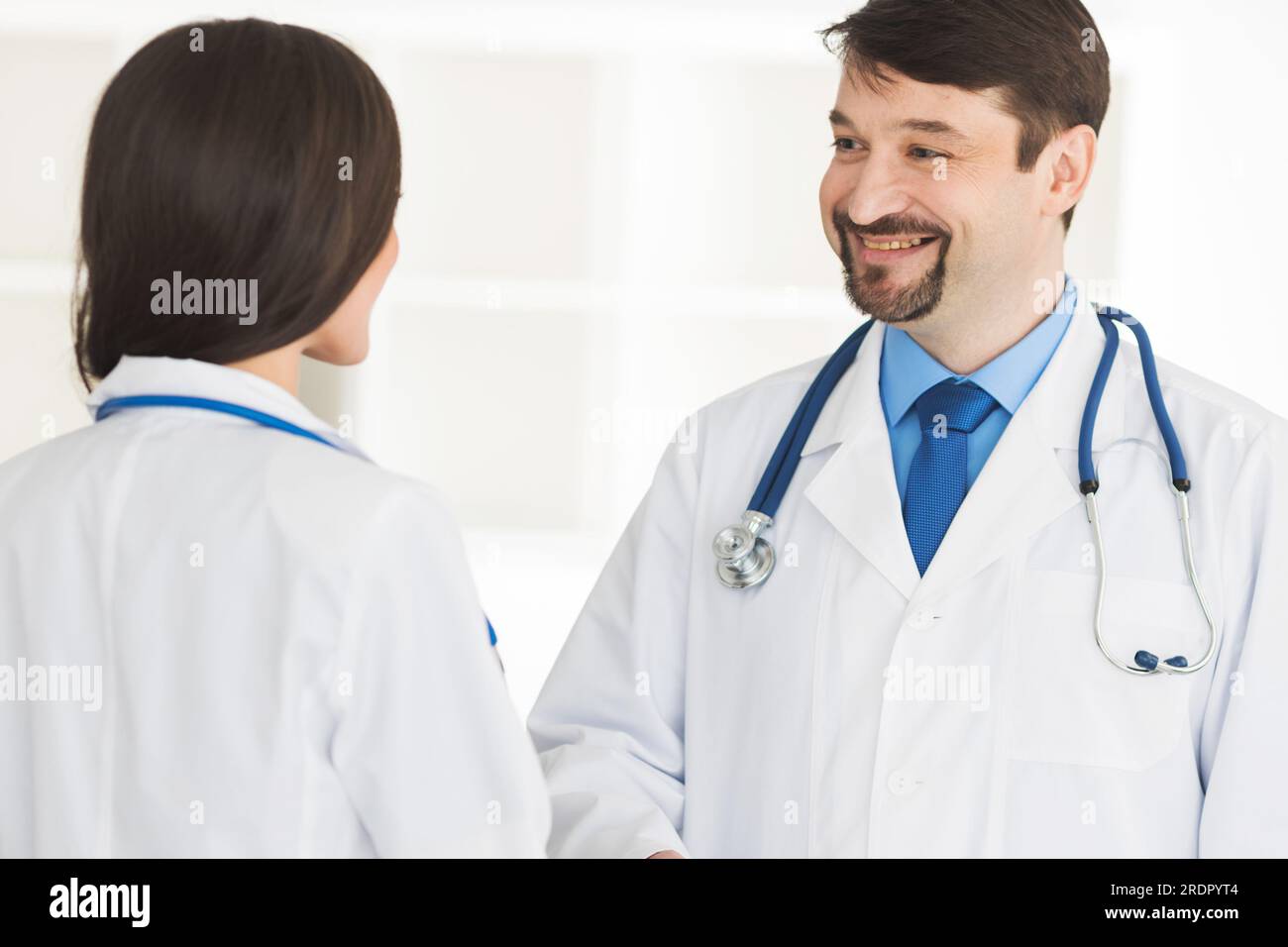 Healthcare professionals talking hi-res stock photography and images ...