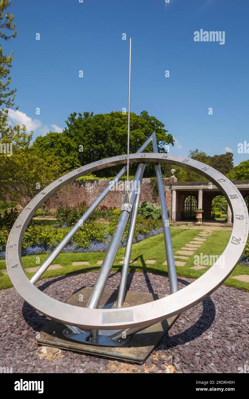 Herstmonceux castle garden hires stock photography and images Alamy