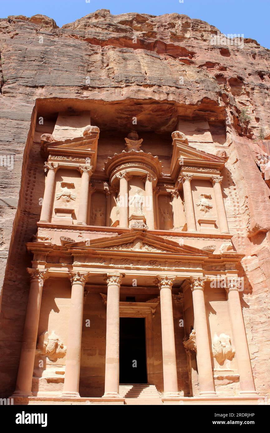 Petra Treasury of the Pharaoh, Jordan Stock Photo