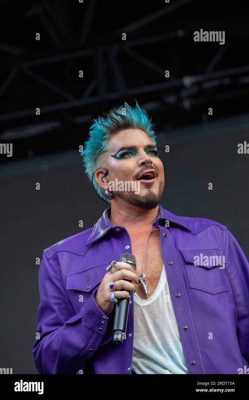 Singer adam lambert hi-res stock photography and images - Alamy