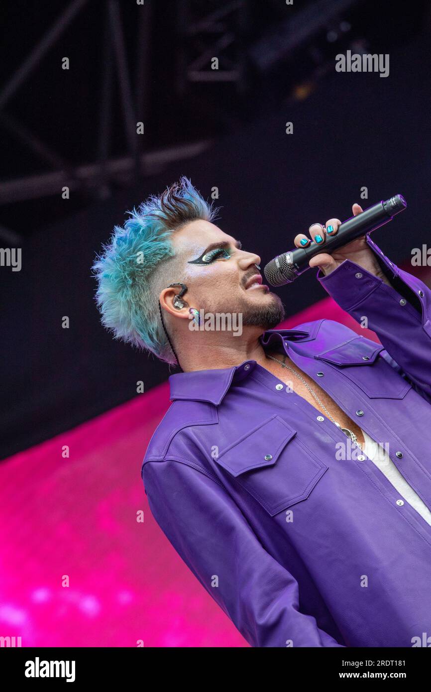 Queen adam lambert 2023 hi-res stock photography and images - Alamy