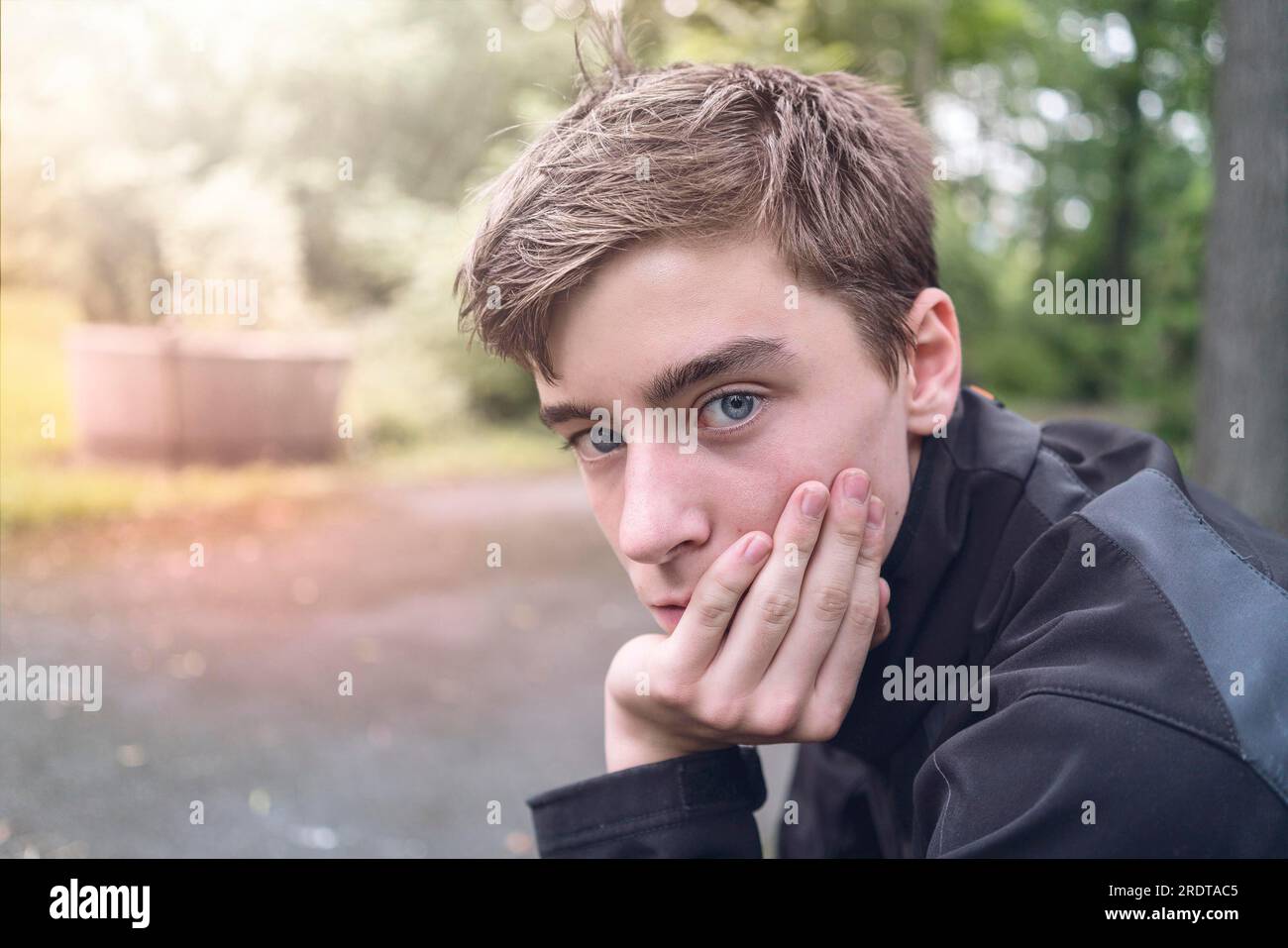 Resting Head Face resting head on hand hi-res stock photography and images - Alamy