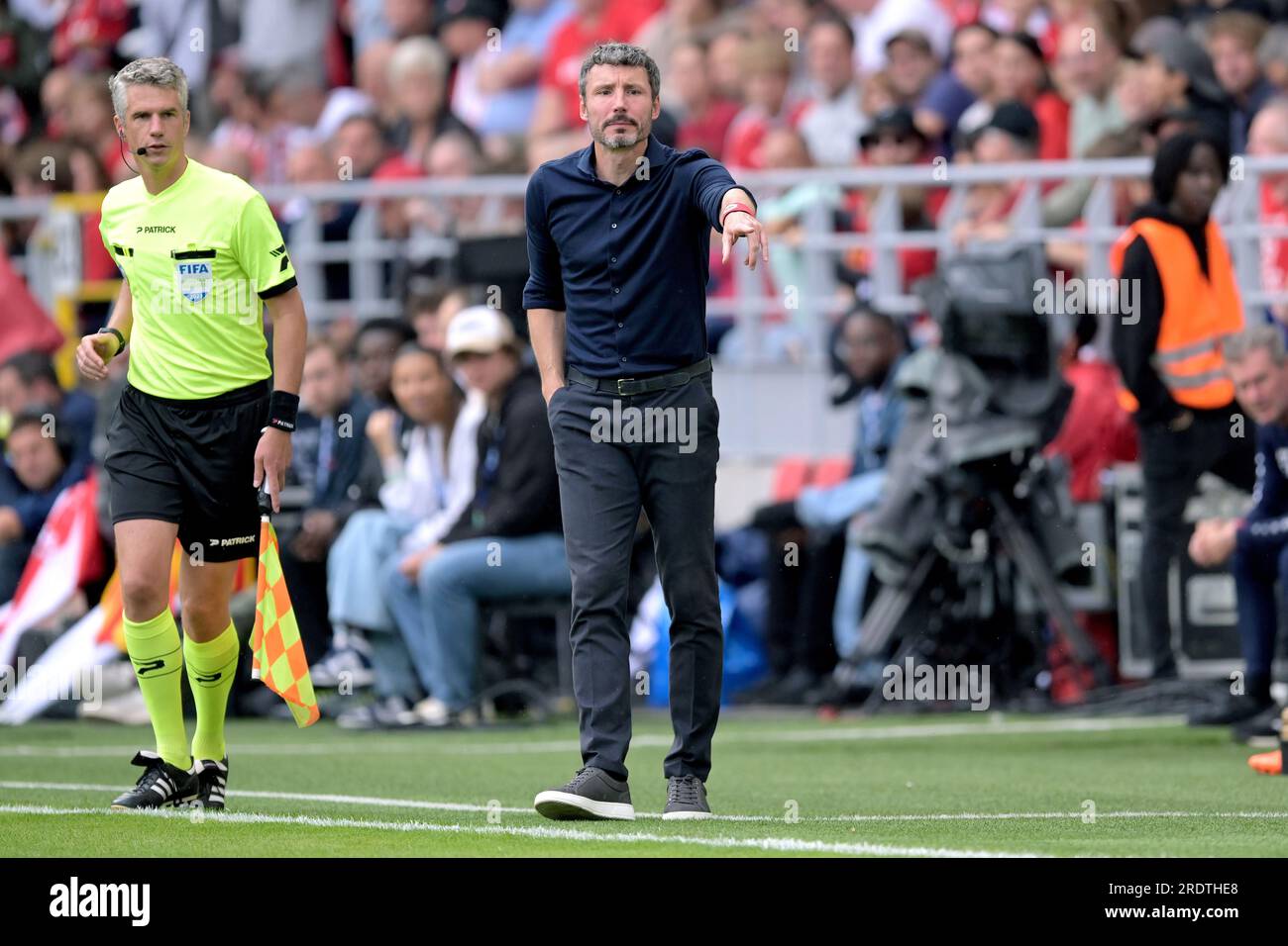 ANTWERP - Royal Antwerp FC trainer coach Mark van Bommel during the Pro  League Supercup match between Royal Antwerp FC and KV Mechelen at Het  Bosuil stadium on July 23, 2023 in