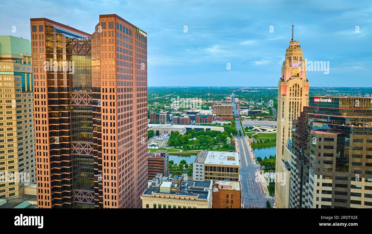 Huntington center view hi-res stock photography and images - Alamy