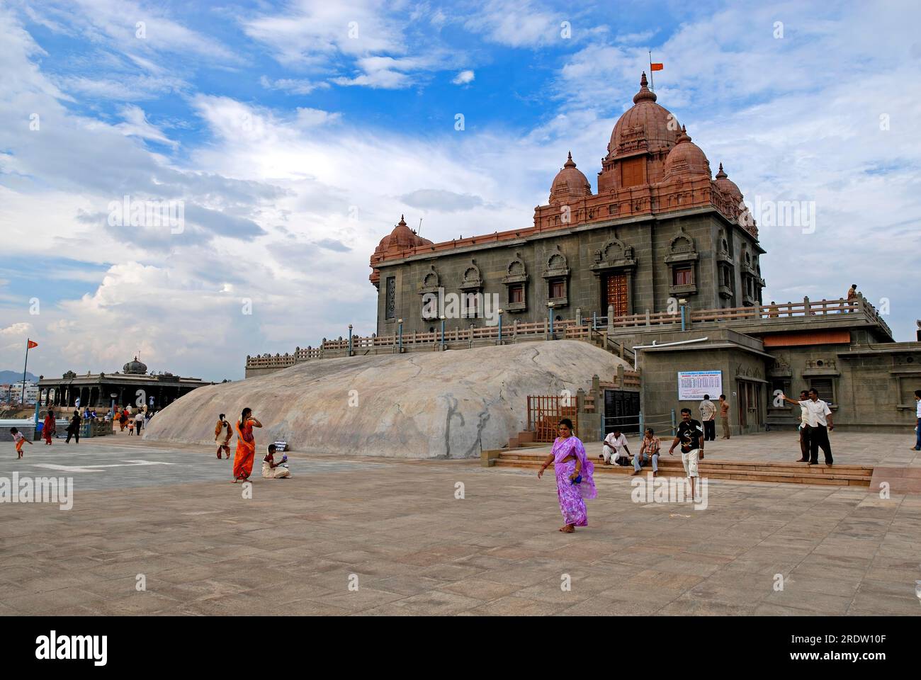 Vivekananda Rock Memorial in Kanyakumari, Tamil Nadu, South India ...
