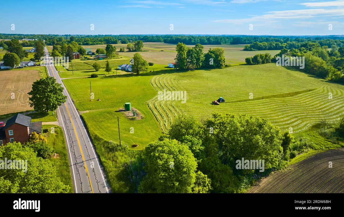 Aerial harvesting hi-res stock photography and images - Alamy