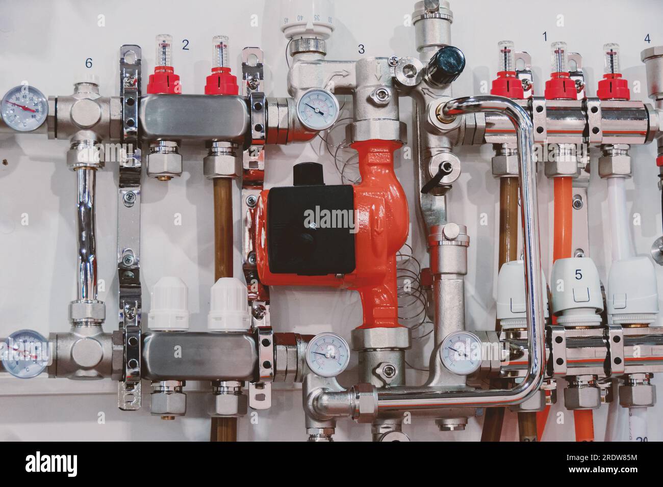 Engineering plumbing. Pipe connections, pressure regulators Stock Photo Alamy