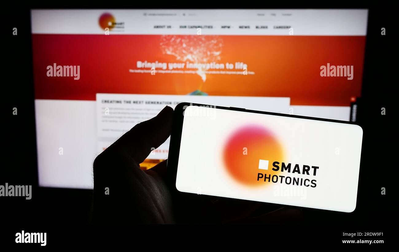 Smart photonics netherlands hires stock photography and images Alamy