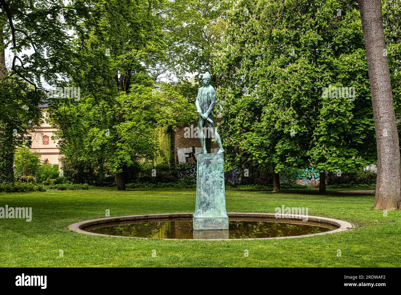 Poseckscher Garden with mirror fountain and Wildenbruch monument at