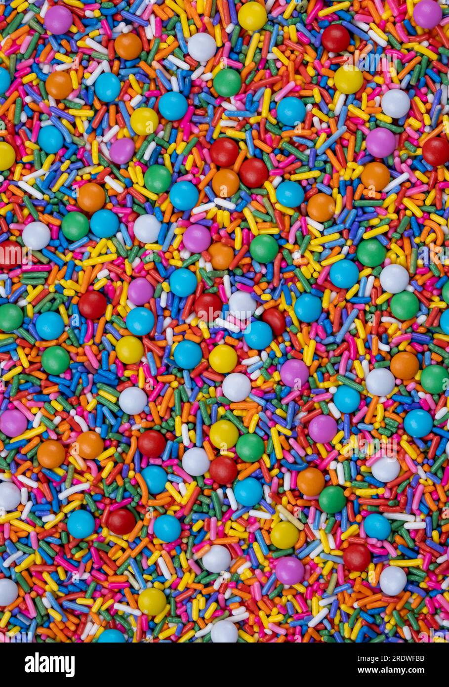 Cake topping colour sprinkles hi-res stock photography and images - Alamy