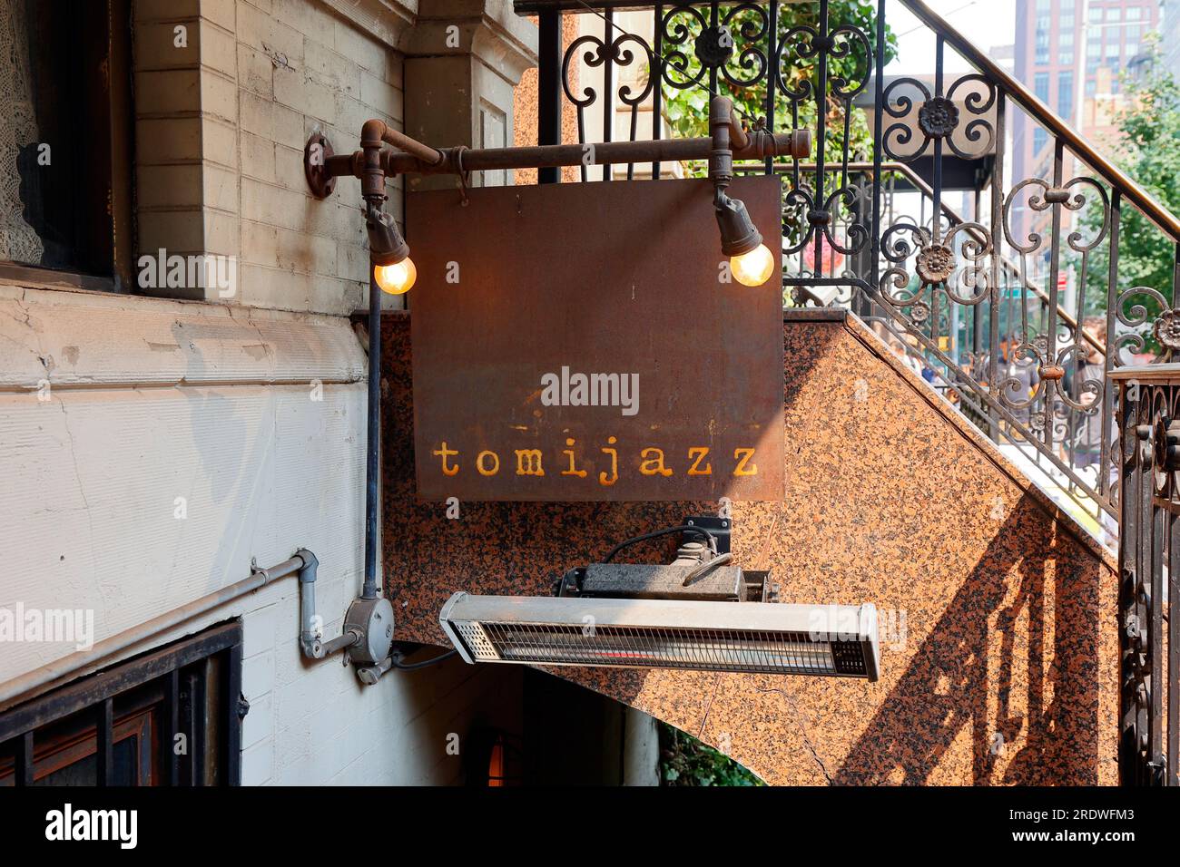 Tomi Jazz, 239 E 53rd St, New York, NYC storefront photo of a Japanese restaurant and jazz club in Midtown Manhattan. Stock Photo
