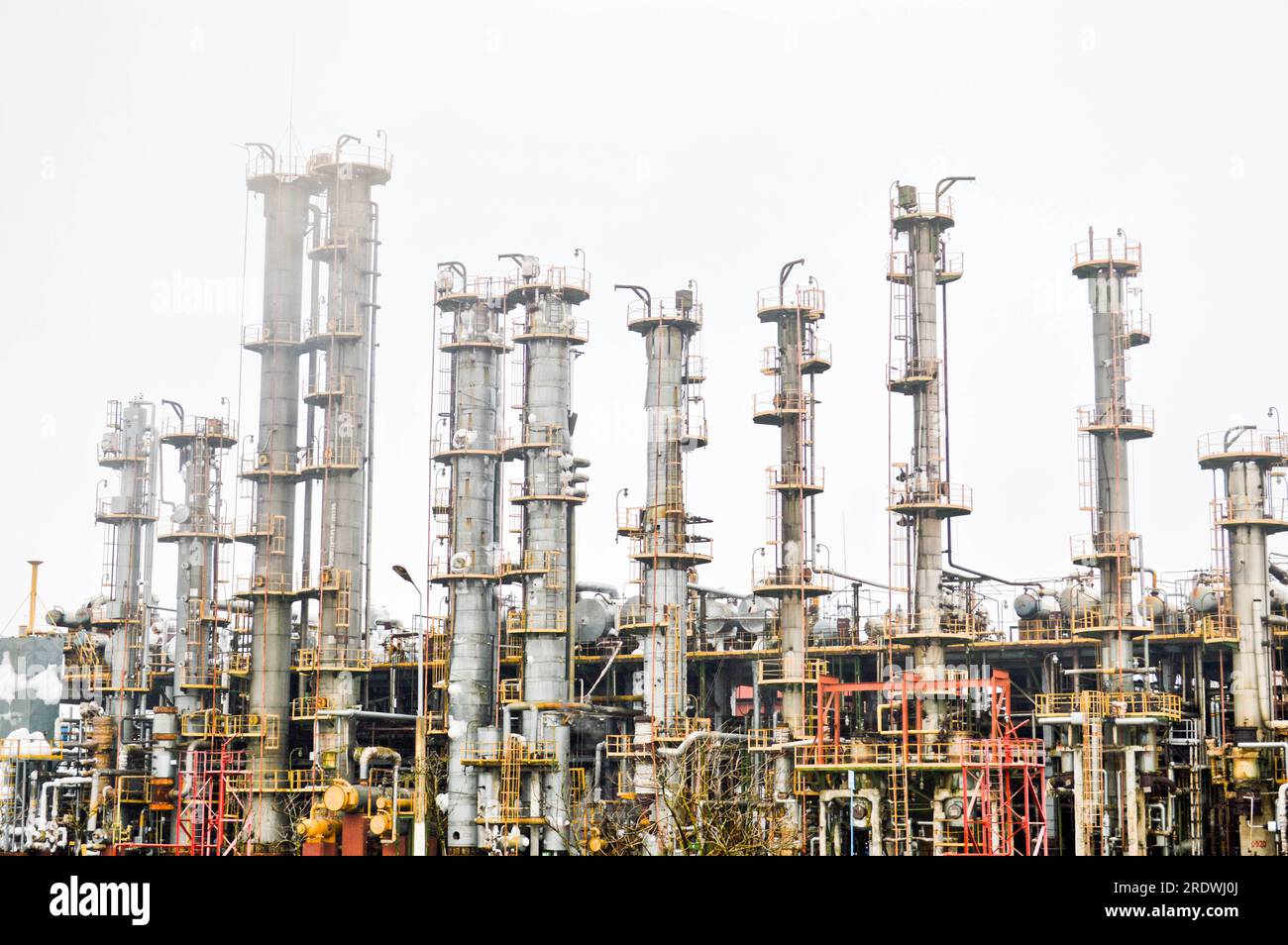 Rectification columns, gas separation unit at oil refinery