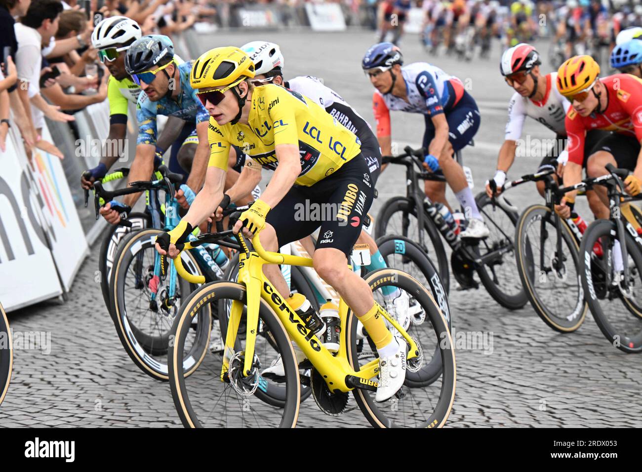 Visma’s Calculated Gamble: Sponsorship, Sanctions, and the Tour Loom