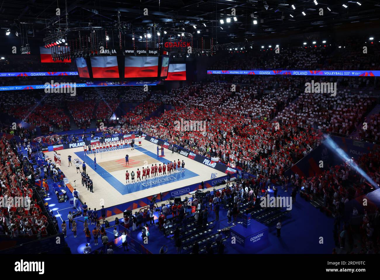 Gdansk, Poland. 23rd July, 2023. Hala Ergo Arena hymn kibice during the FIVB Volleyball Men's Nations League match between Poland and USA on July 19, 2023 in Gdansk Poland. (Photo by Piotr Matusewicz/PressFocus/Sipa USA) Credit: Sipa USA/Alamy Live News Stock Photo