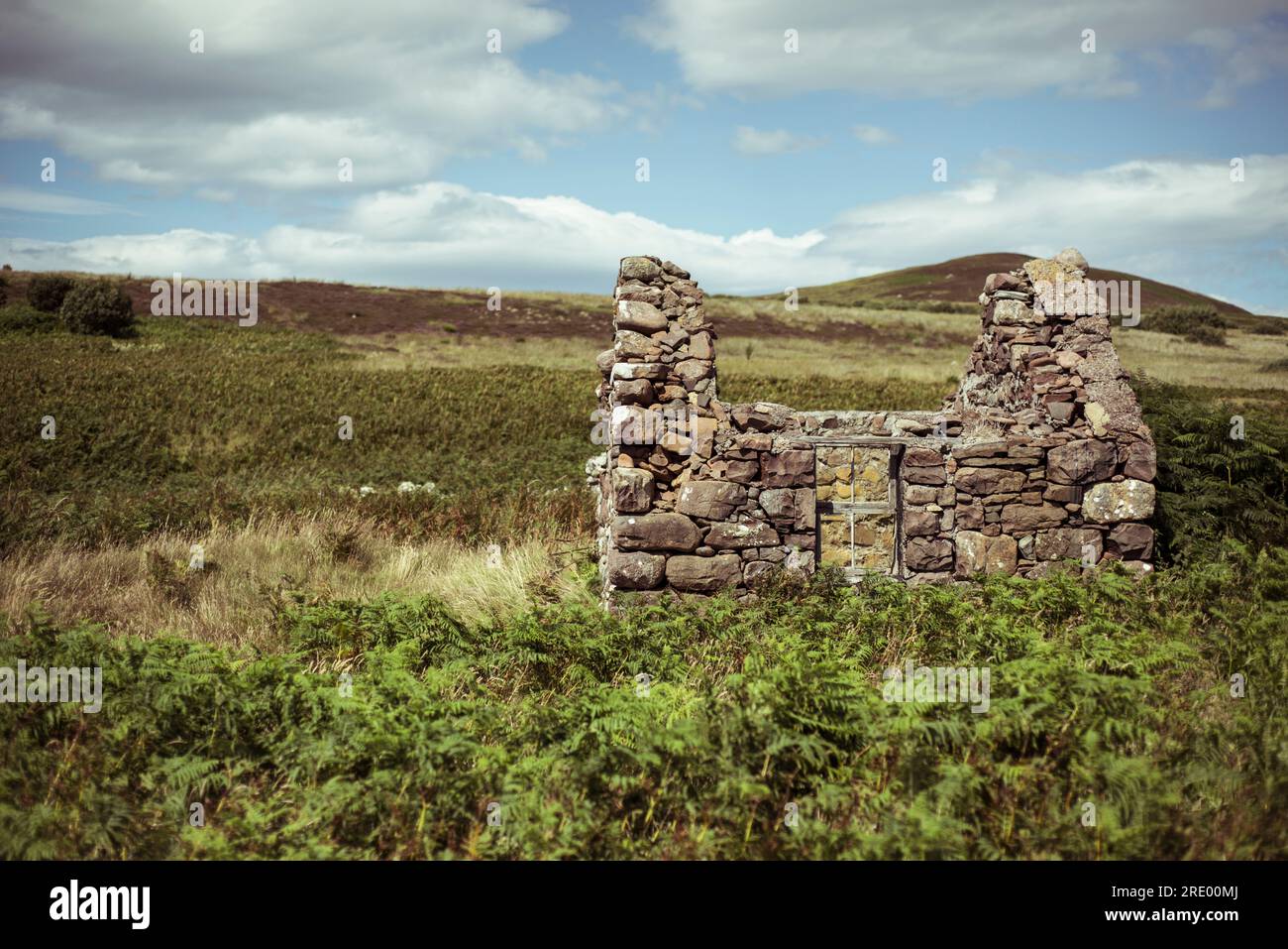 Old ruins on remote island in north west scotland Stock Photo Alamy