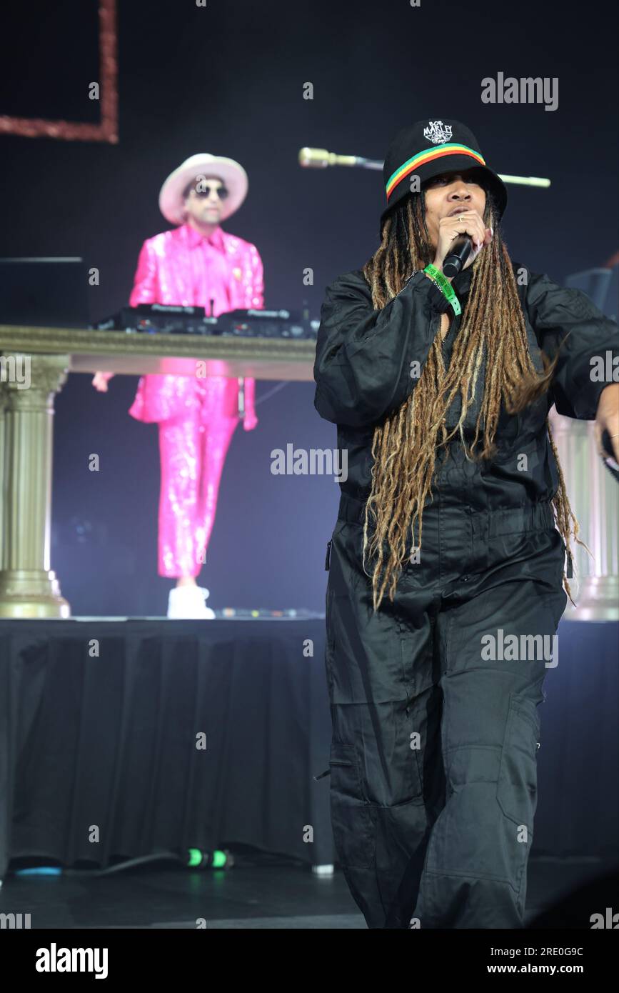 New York, NY, USA. 21st July, 2023. Monie Love performs at DJ Cassidy's  Pass The Mic Live at Radio City Music Hall July 21, 2023 in New York City.  Photo Credit: Walik