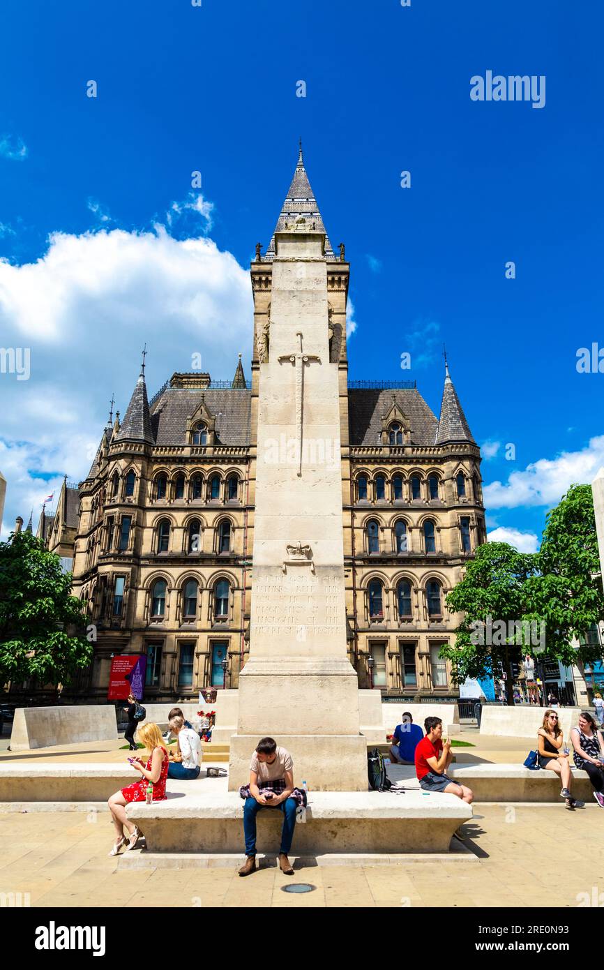 Manchester Cenotaph memorial outside Manchester Town Hall, St Peter's Square, Manchester, England, UK Stock Photo