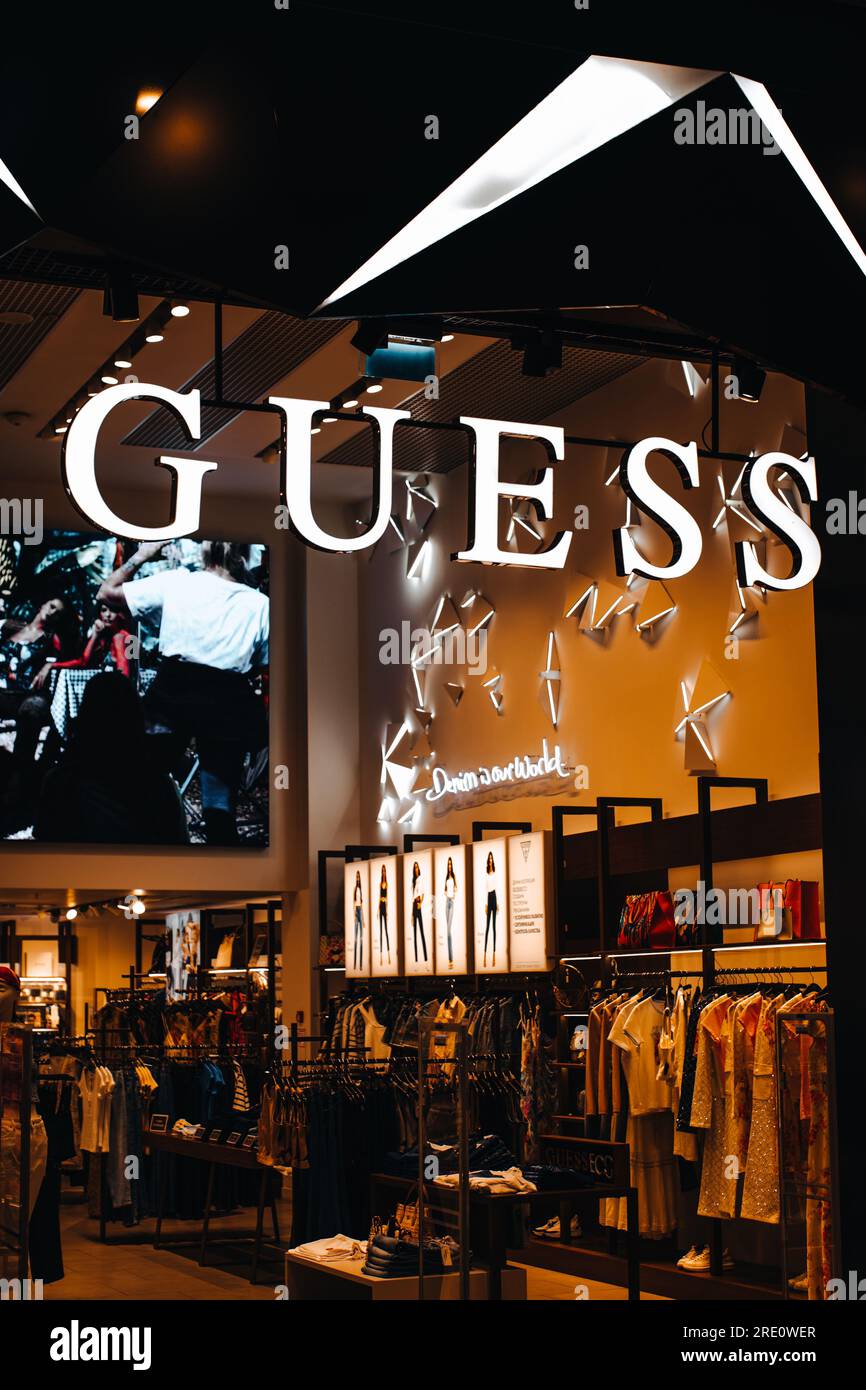Guess outlet sawgrass top mills mall