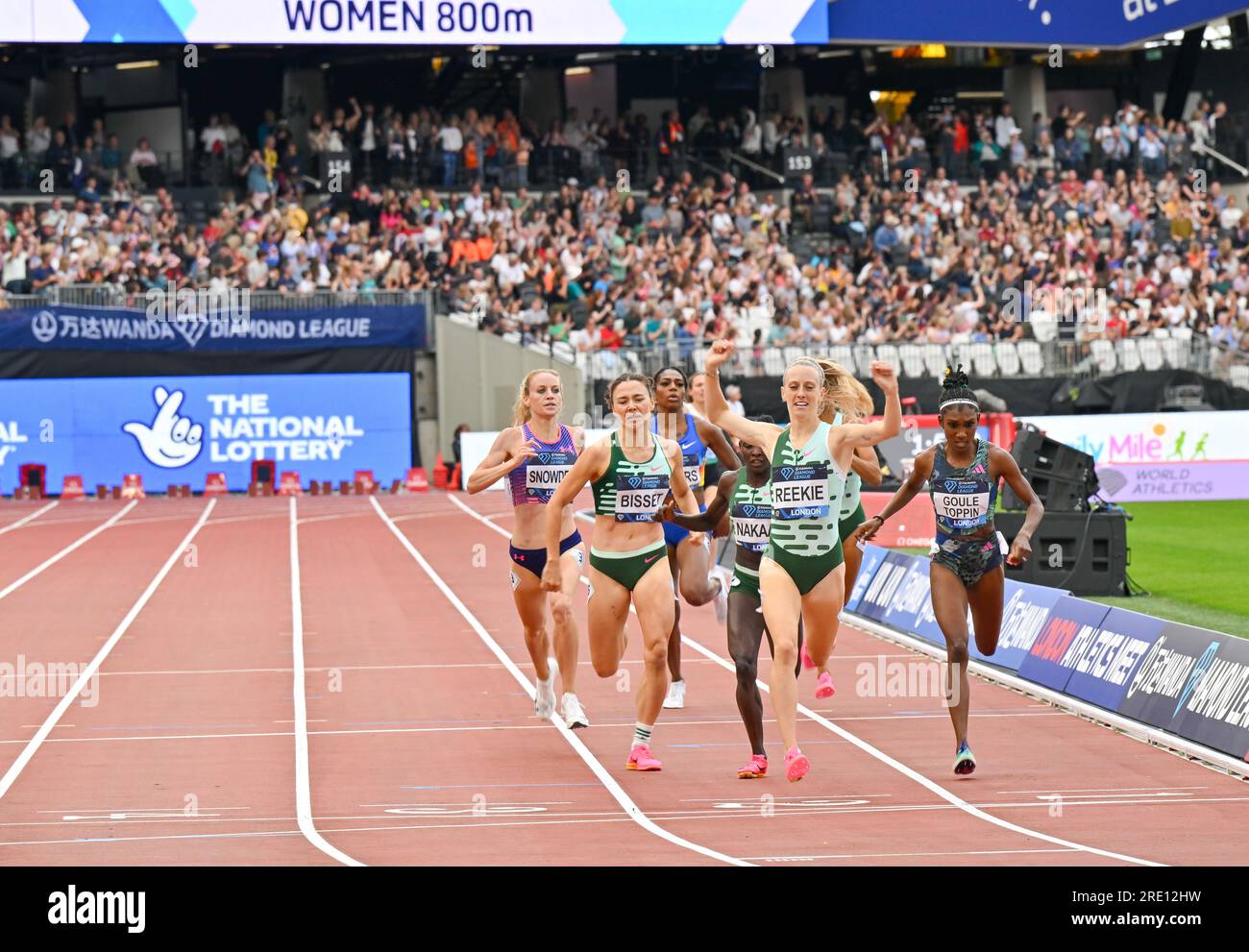 London, UK. 23rd July, 2023. London Stadium, Queen Elizabeth Park, London, UK on July 23 2023. REEKIE Jemma celebrates - 800m Women, 1st REEKIE Jemma GBR, 2nd GOULE-TOPPIN Natoya JAM, 3rd NAKAAYI Halimah UGA, 4th BISSET Catriona AUS, 5th SNOWDEN Katie GBR, 6th LAMOTE Rénelle FRA, 7th ROGERS Raevyn USA, 8th HURTA-KLECKER Sage USA, HORVAT Anita SLO DNF LEMIESZ Aneta (PM) POL DNF WELTEJI Diribe ETH DNF during the Wanda Diamond League London Athletics Meet at the London Stadium, Queen Elizabeth Park, London, UK on July 23 2023. Photo Credit: Francis Knight/Alamy Live News Stock Photo