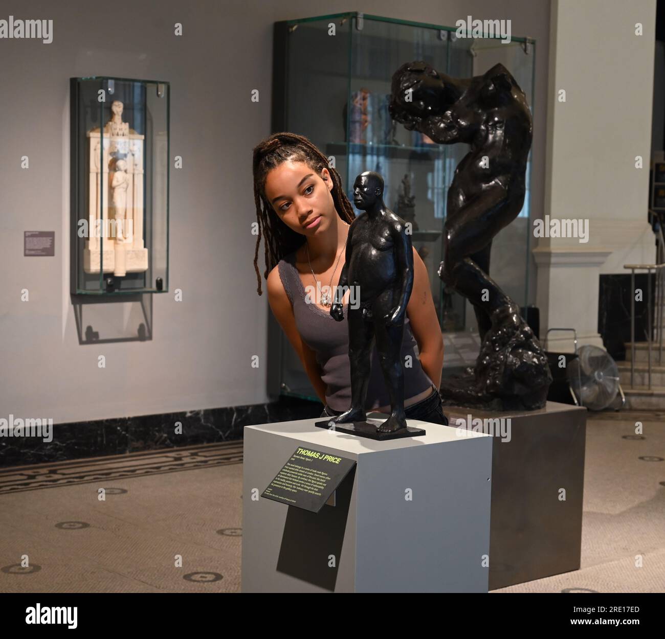 This new free display will see these ideas in dialogue with objects ...