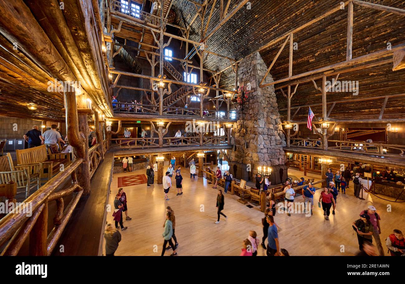 Old Faithful Lodge, Yellowstone National Park. Wyoming, USA Stock Photo -  Alamy