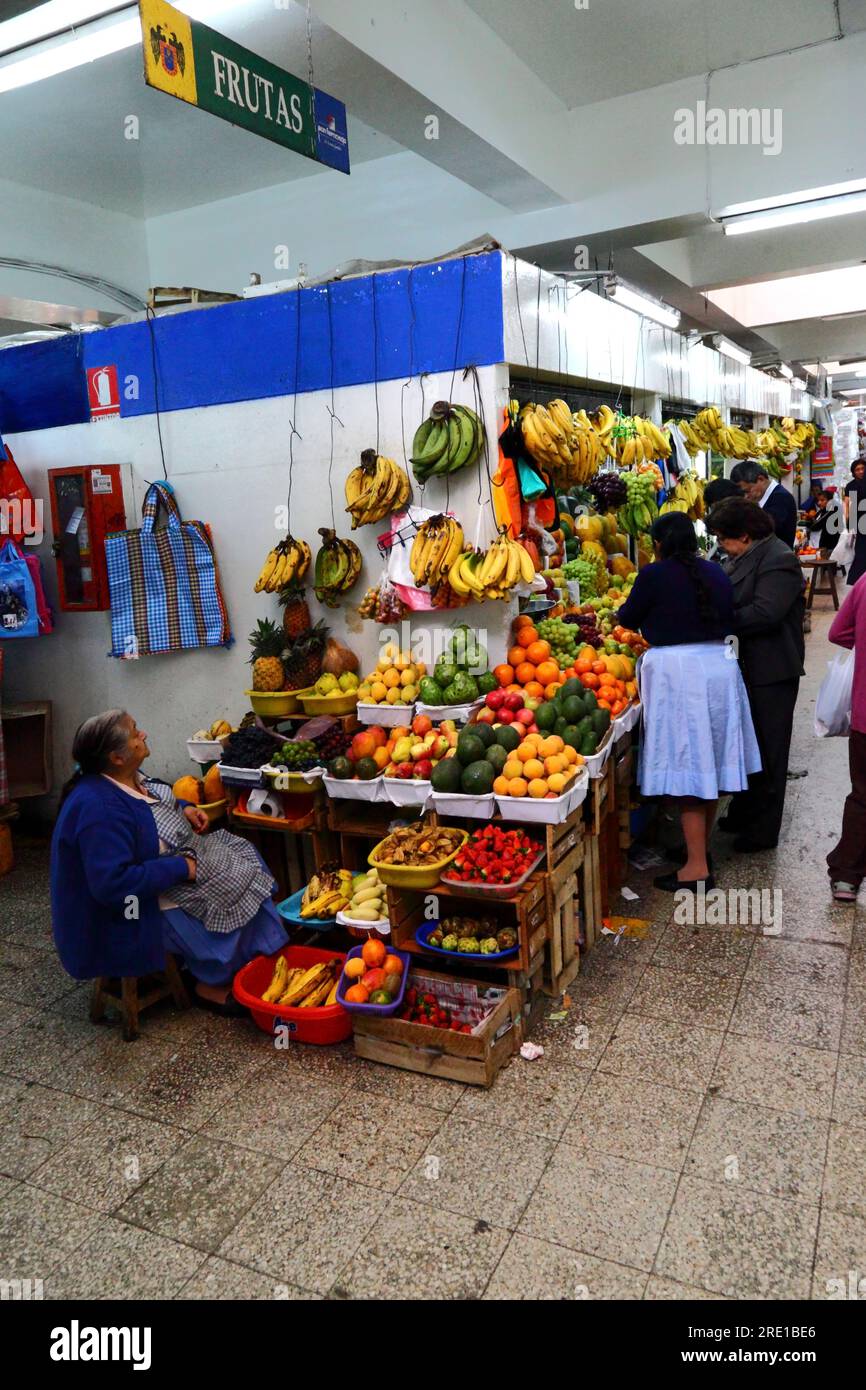 Fruit stall in La Aurora market, Av Emancipación, central Lima, Peru Stock Photo