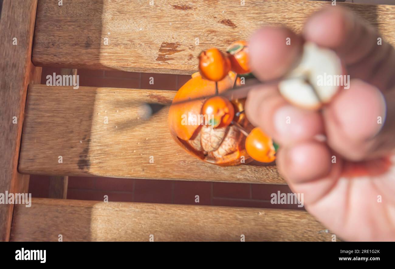 Hand with iron bar hires stock photography and images Alamy