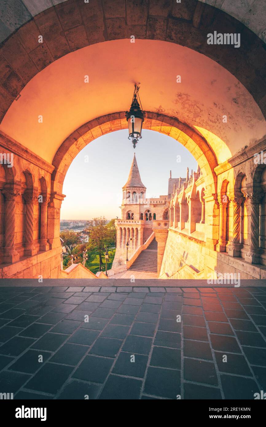 the fishermen's bastion in the morning in budapest, teaching people and in a dreamlike light Stock Photo