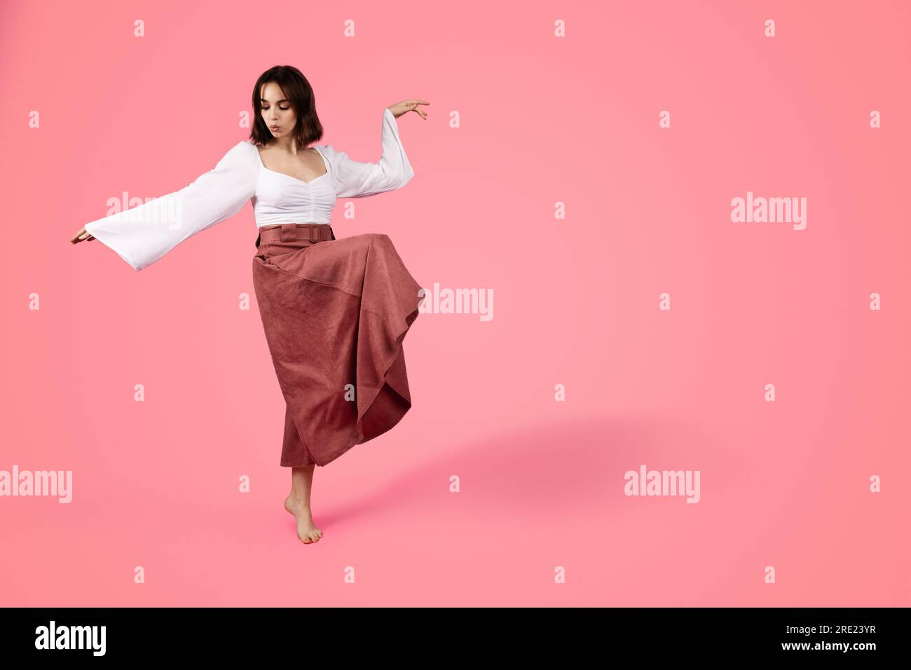 Barefoot dancing hi-res stock photography and images - Alamy