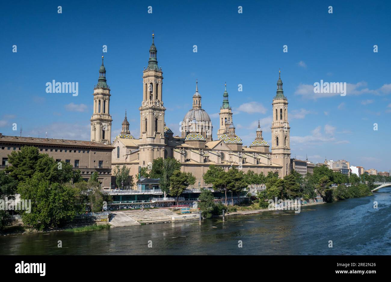 Basilica El Pilar Zaragoza Stock Photo Alamy