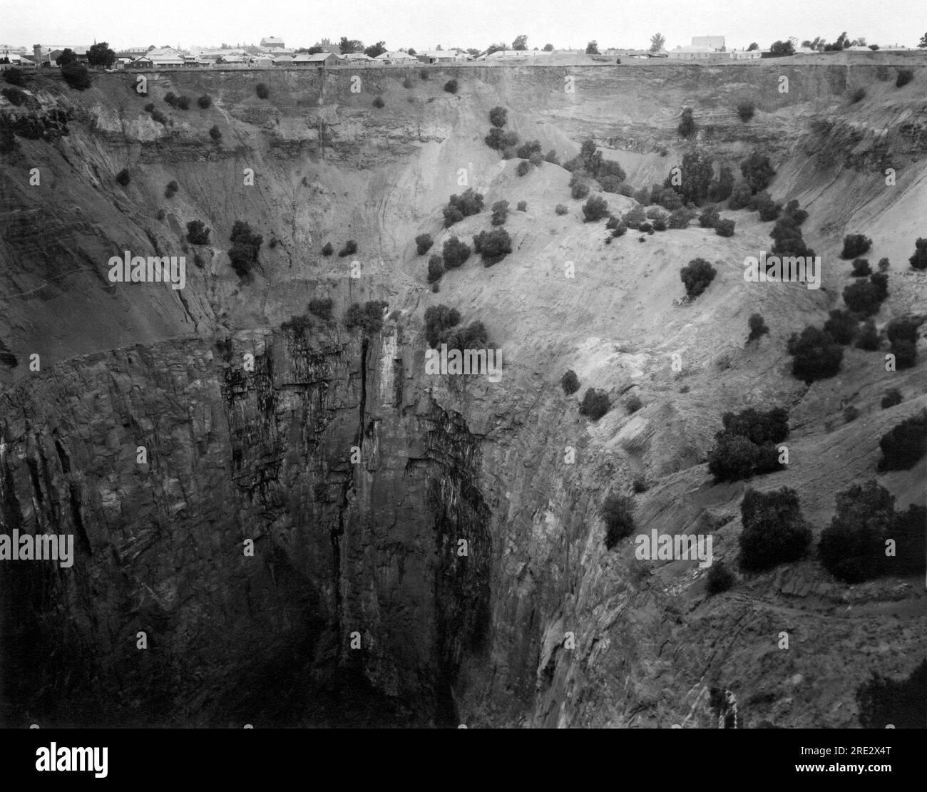 Kimberley, South Africa: c. 1920. The "Crater of Fortune", a section of