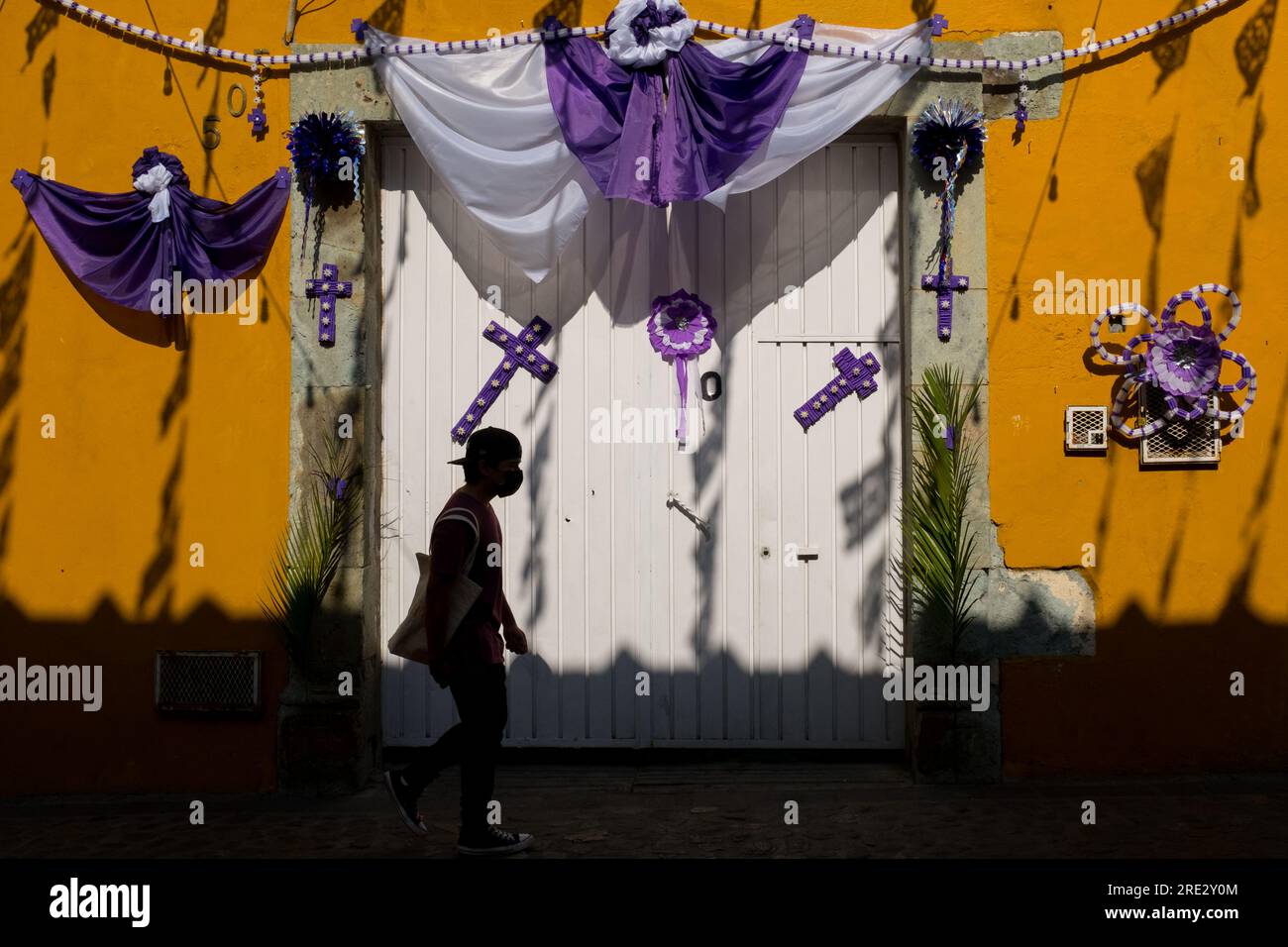 Easter decorations in the mythical Neighbourhood of Jalatlaco, Oaxaca de Juarez, Mexico Stock Photo