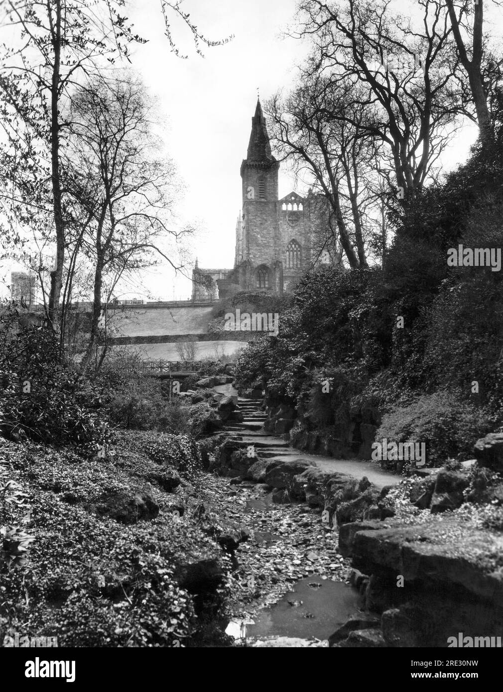 Dunfermline, Scotland c. 1922 The famous abbey where King of Scots