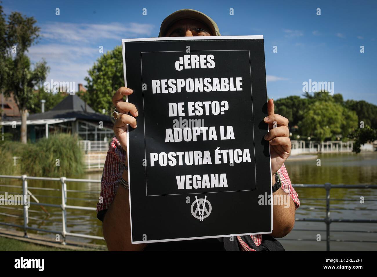 Madrid, Spain. 24th July, 2023. An activist holds a placard to demand respect for animal welfare during the demonstration. The organization for the Defense of Animals AnimaNaturalis demands that the Collado Villalba City Council stops using noisy fireworks and start using fireworks that do not thunder. (Photo by David Canales/SOPA Images/Sipa USA) Credit: Sipa USA/Alamy Live News Stock Photo