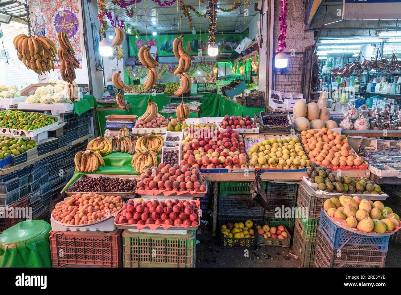 Amman, Jordan; August 7, 2023 - Spices, fruits and vegetables on sale in the busy market in downtown Amman. Stock Photo