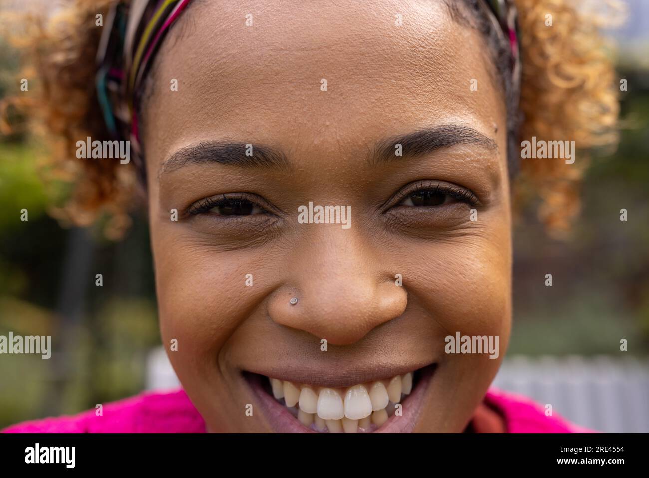 Piercing hi-res stock photography and images - Page 2 - Alamy