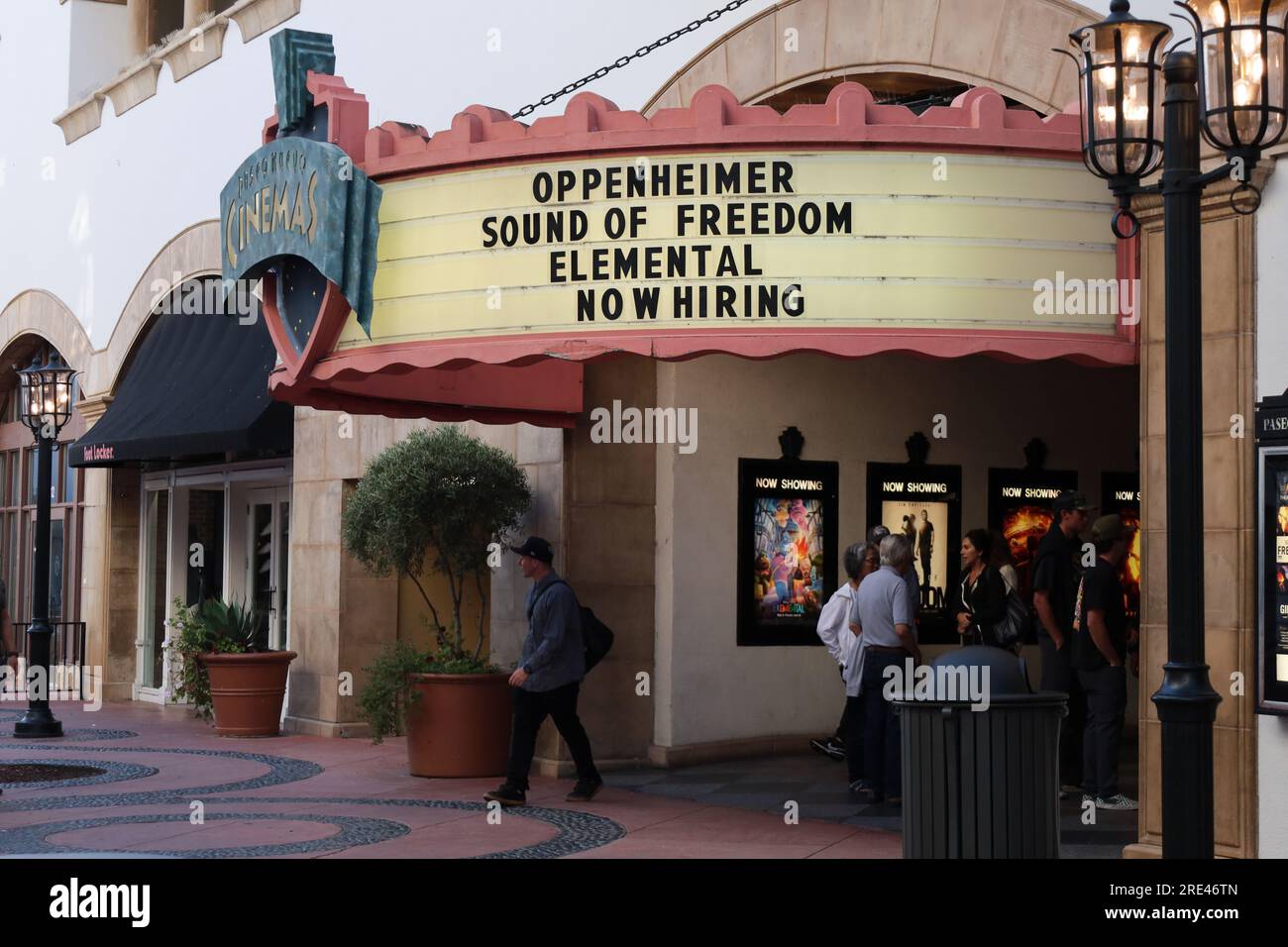 Nuevo record hires stock photography and images Alamy