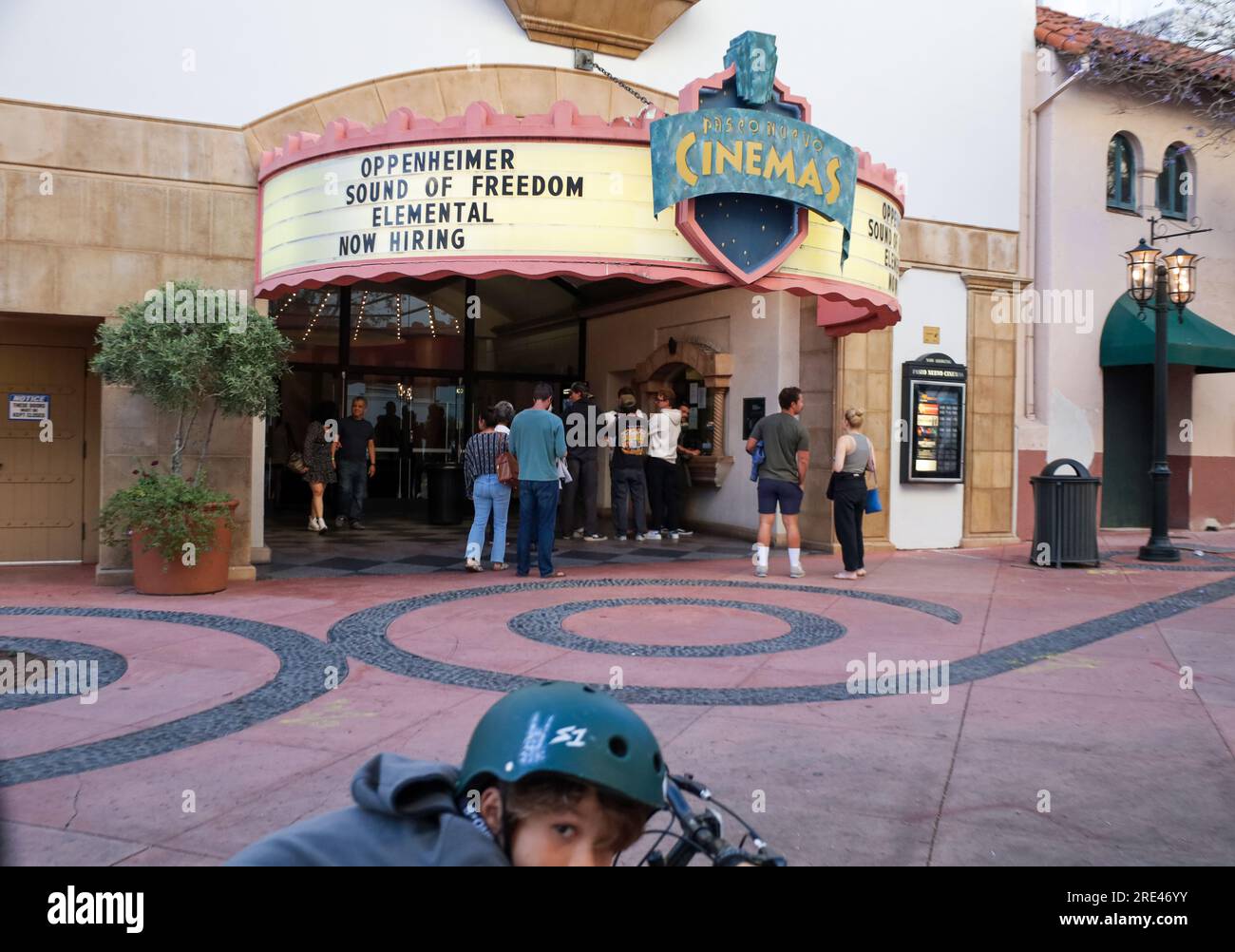 Nuevo record hires stock photography and images Alamy