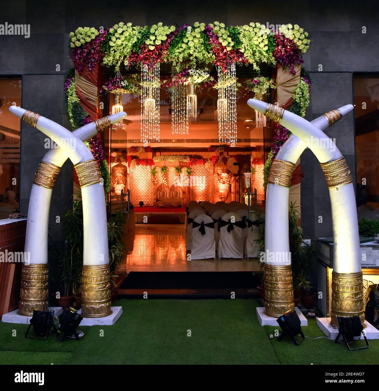 Beautiful decoration of wedding ceremony at Kolkata, West Bengal in ...