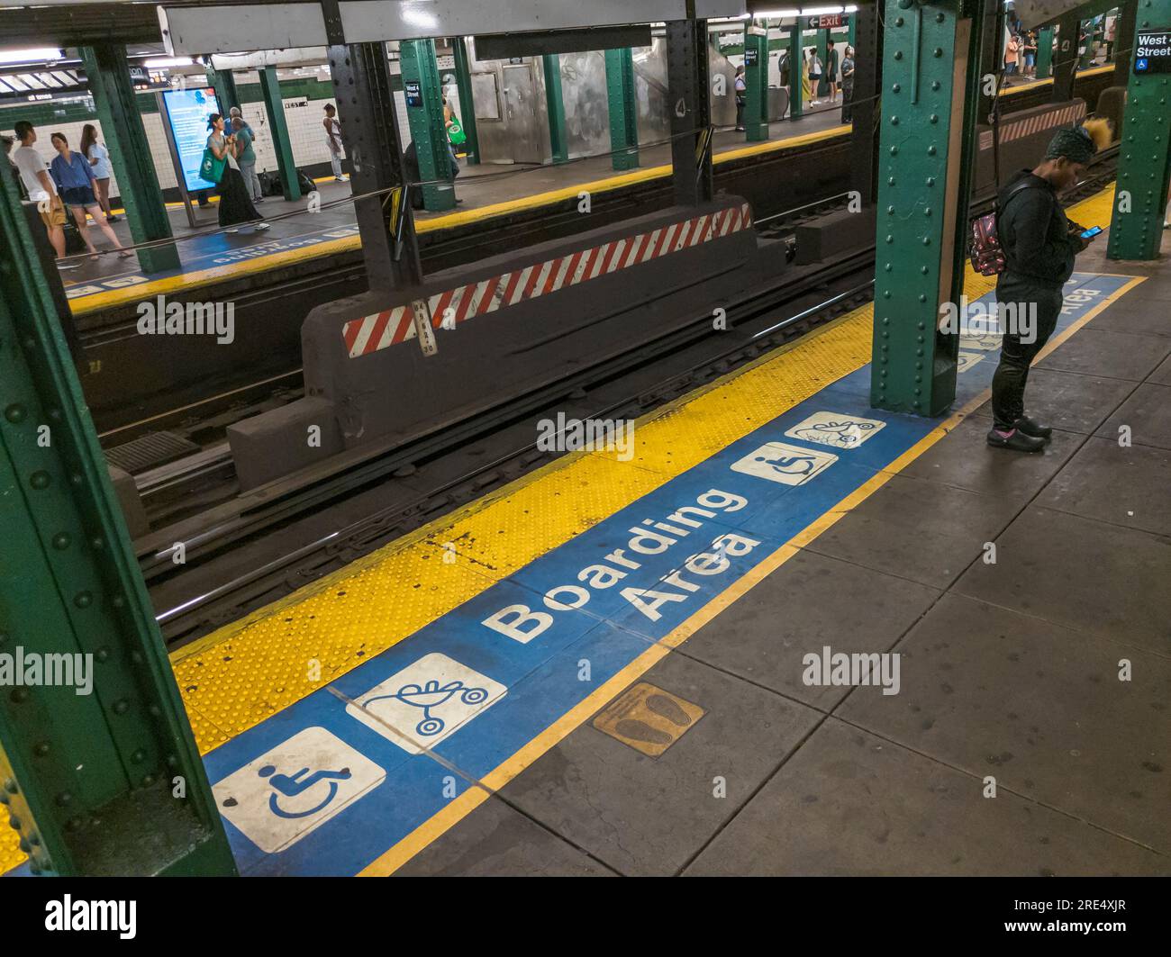 is subway open on july 4