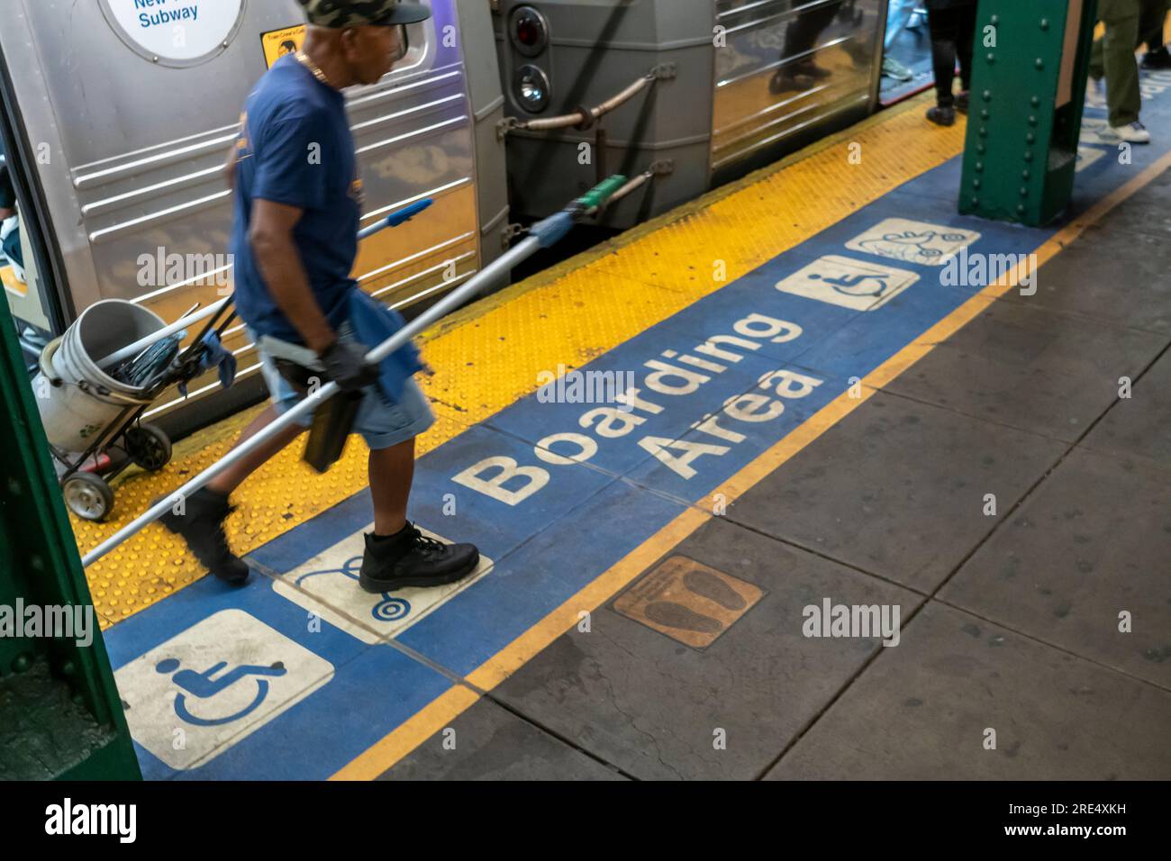 4th of july hours subway
