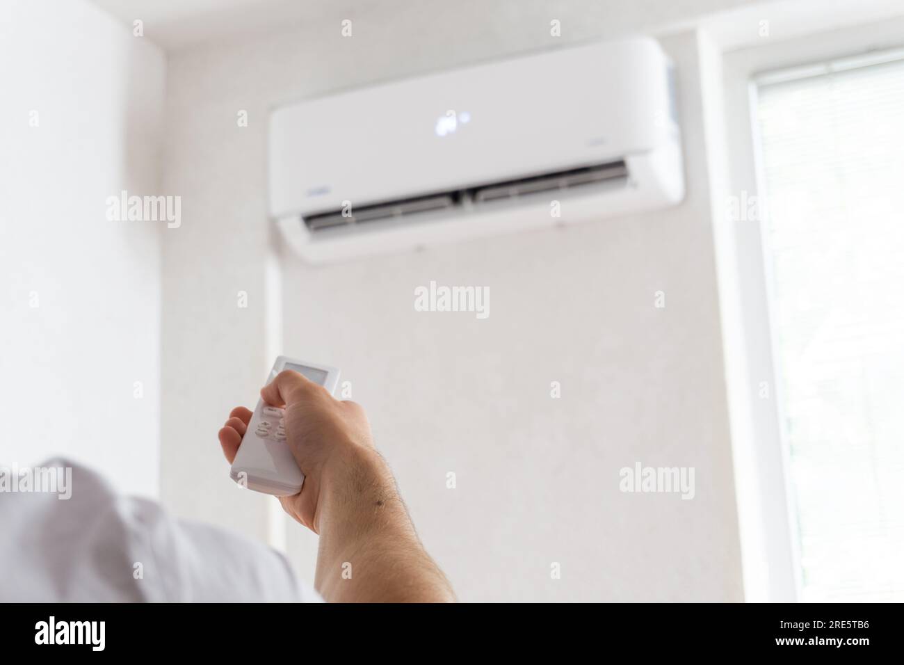 Room temperature hi-res stock photography and images - Alamy