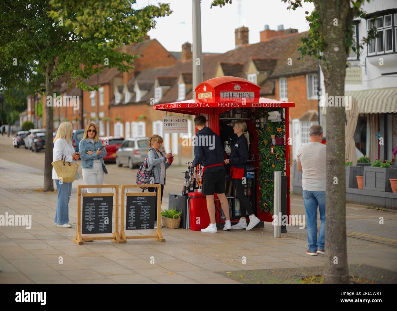 A repurposed K2 telephone box in StratforduponAvon. The kiosk is now a barista coffee vendor