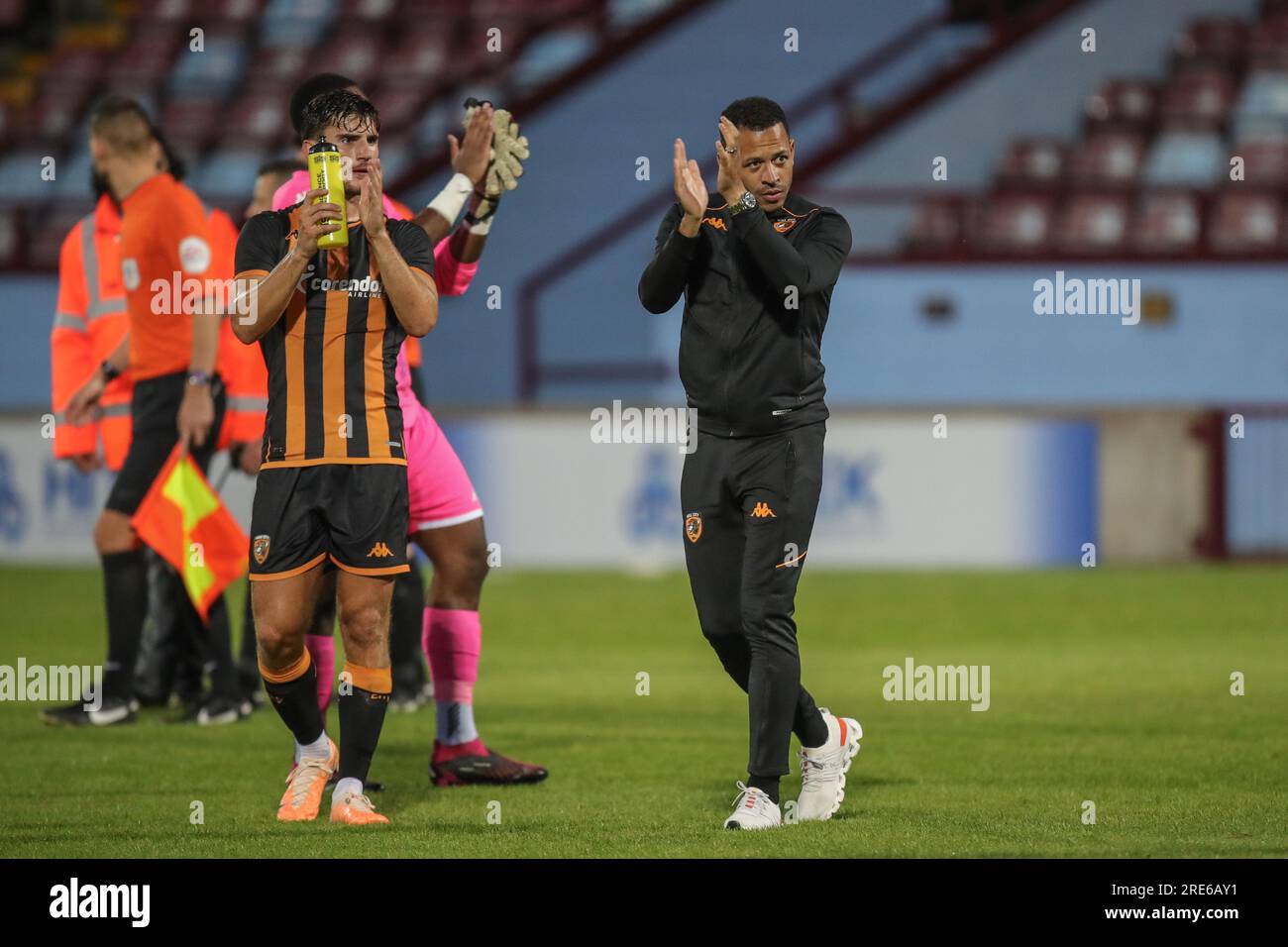 Scunthorpe, UK. 25th July, 2023. Liam Rosenior manager of Hull City applauds the travelling fans after the Pre-season friendly match Scunthorpe United vs Hull City at Glanford Park, Scunthorpe, United Kingdom, 25th July 2023 (Photo by James Heaton/News Images) in Scunthorpe, United Kingdom on 7/25/2023. (Photo by James Heaton/News Images/Sipa USA) Credit: Sipa USA/Alamy Live News Stock Photo