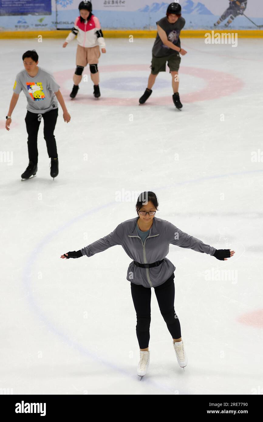 **CHINESE MAINLAND, HONG KONG, MACAU AND TAIWAN OUT** People practice ...