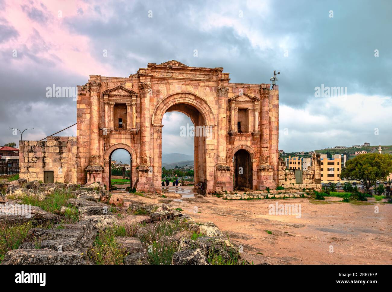 Hadrian’s Arch in Jerash, Jordan. Built in 129AD, this gate marks the ancient city’s boundaries. View from inside the ancient city. Stock Photo